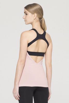 New design wholesale gym tank top back cut out detail gym apparel