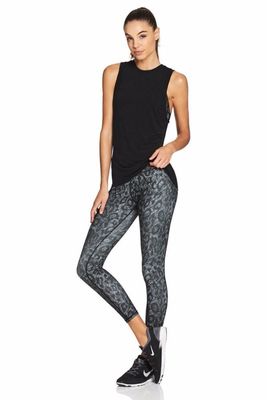 Hot selling relaxed fit sleeveless women sport tank top