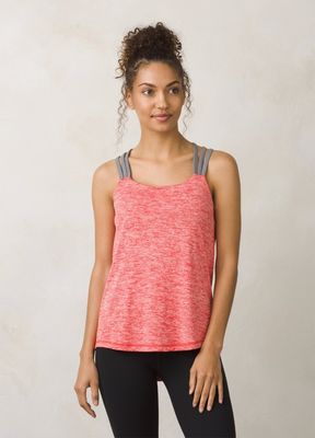 Scoop neck strappy back shirttail hem wholesale stringer gym tank top with bra