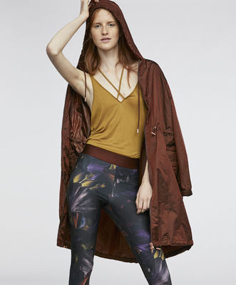 High quality front V shape women yoga wear custom gym tank top